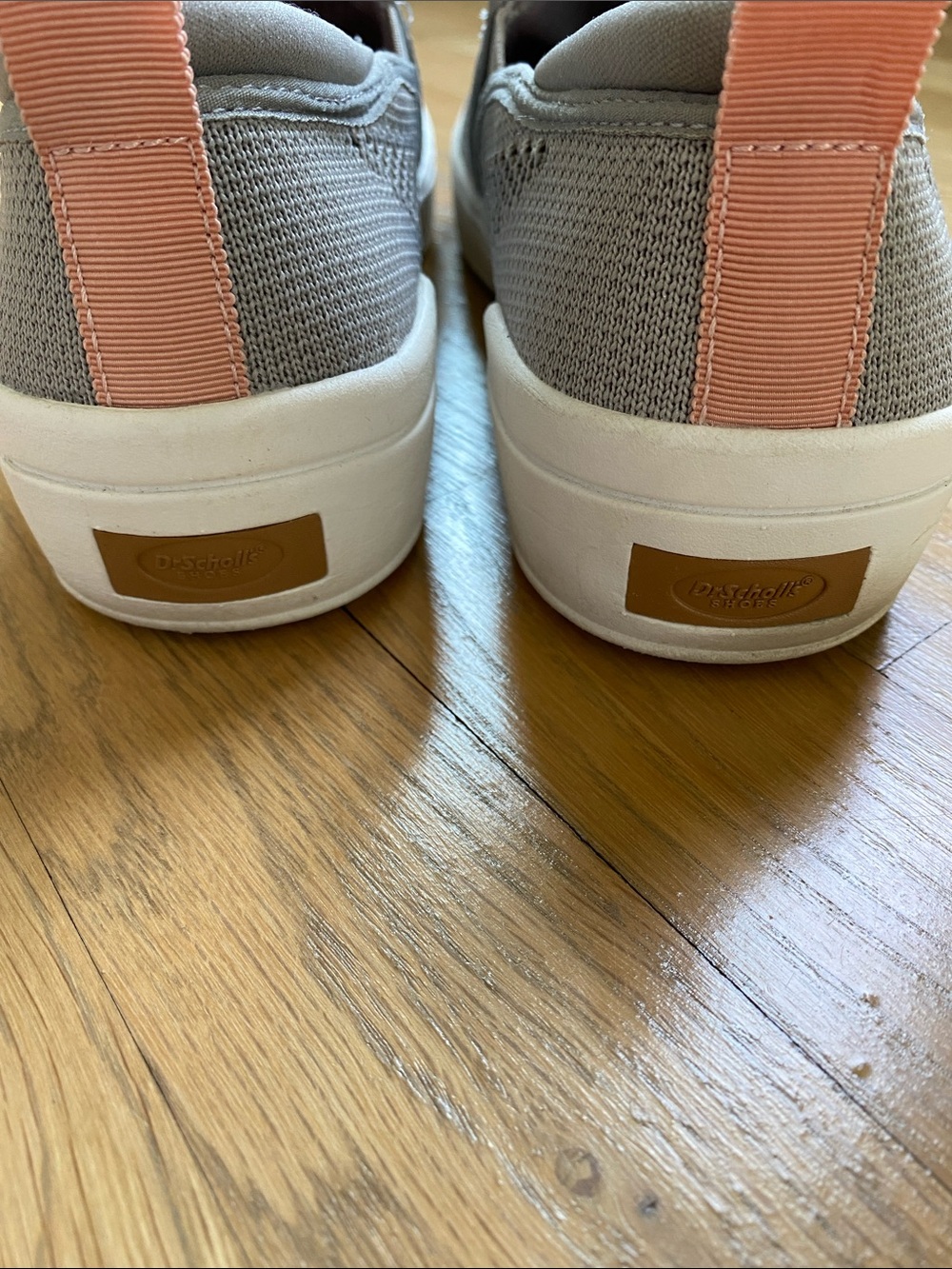 Dr. Scholl's 8.5 Women's Knit Slip-On Loafers in Taupe with Coral Pull Tabs - Picture 7 of 7